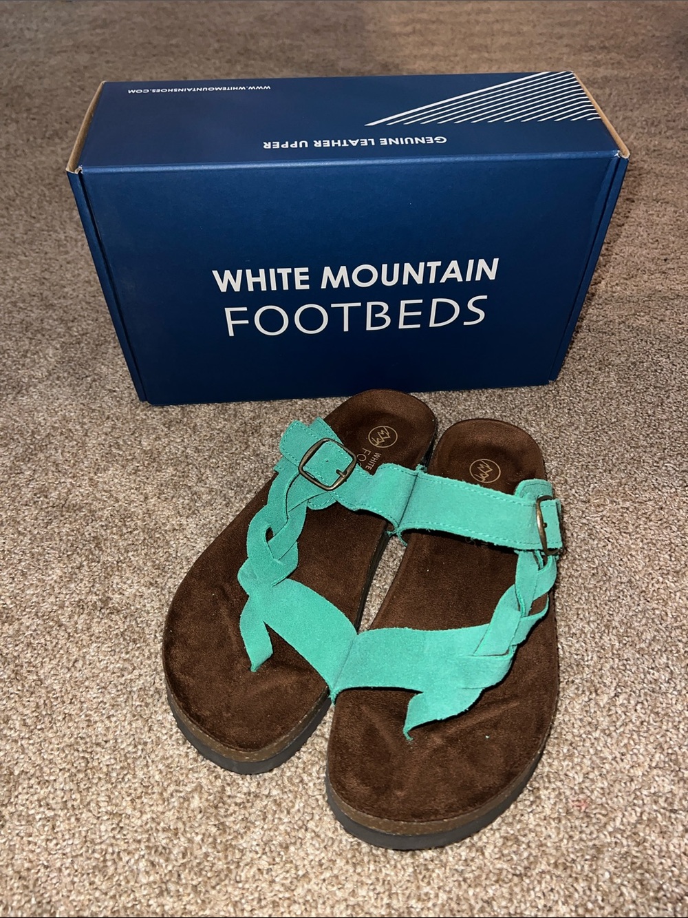 White Mountain Classic Green Suede Sandal